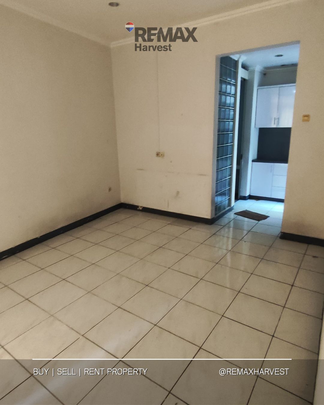 Rumah Strategis Pinggir Jalan Cilandak 4